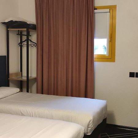 Welcomotel Beauvais Aeroport Zewnętrze zdjęcie